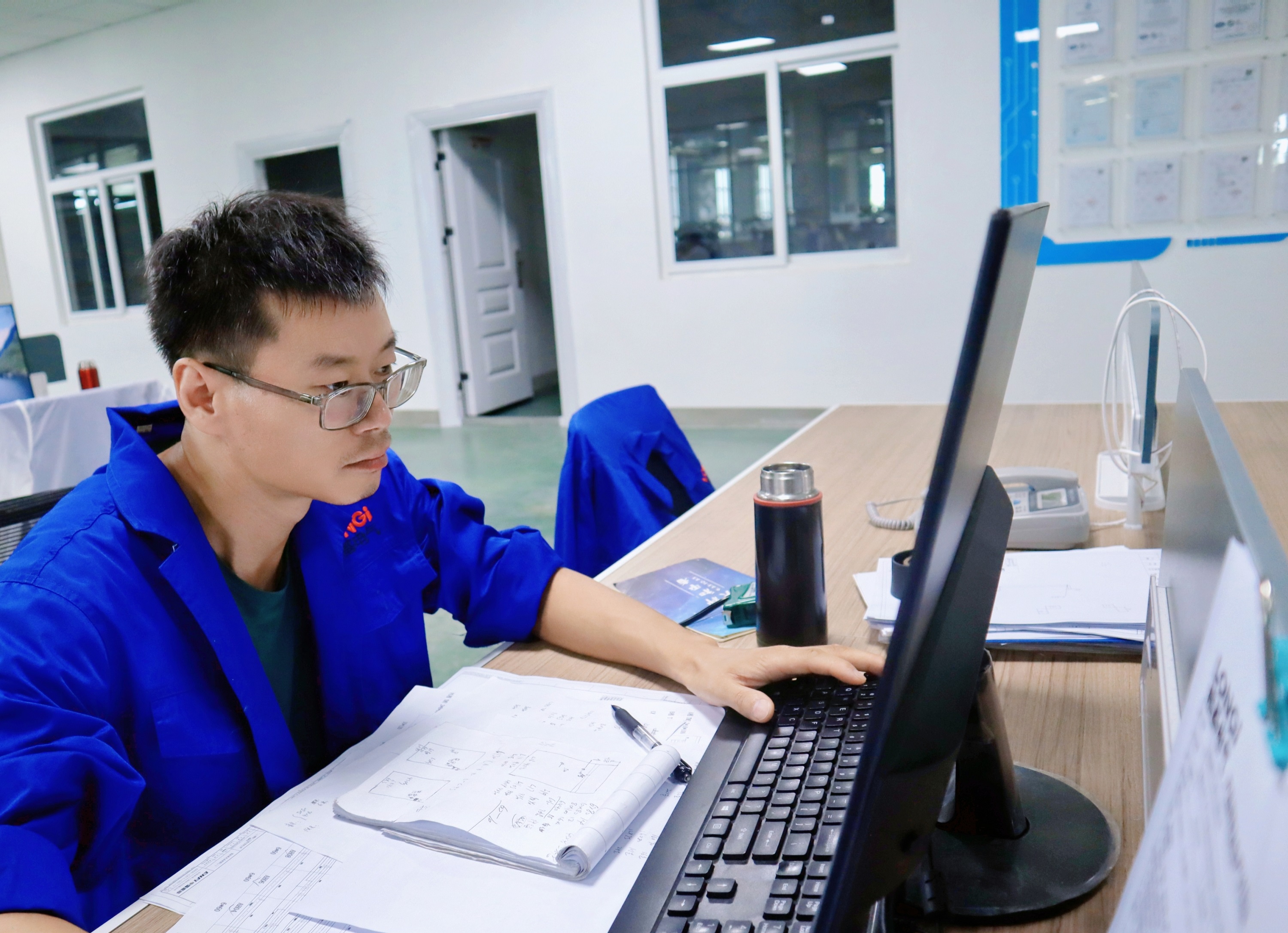 1694149952890175.jpg 1694149952890175.jpg